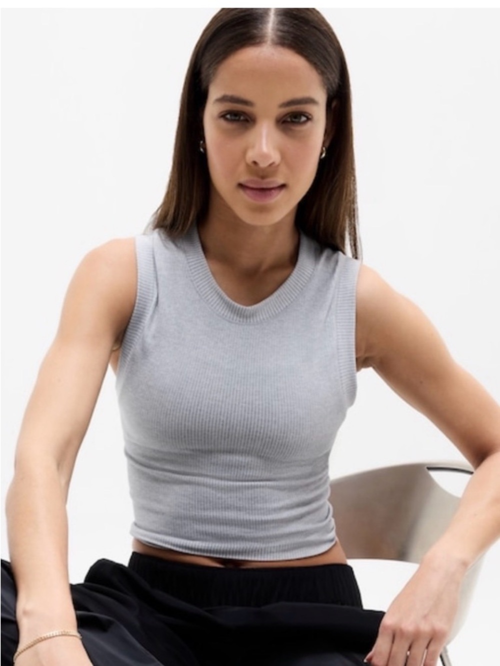 Athleta Renew Sleeveless muscle Tank - Light Gray